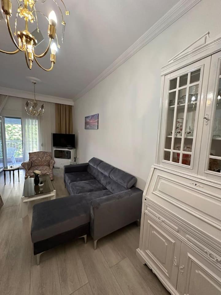 Vera Haus Apartment